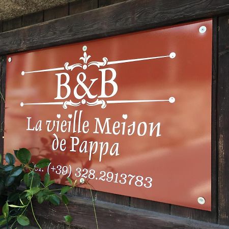 B&B La Vieille Meison De Pappa Sarre Exteriér fotografie