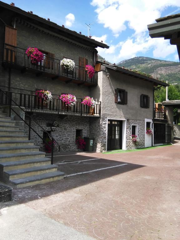 B&B La Vieille Meison De Pappa Sarre Exteriér fotografie