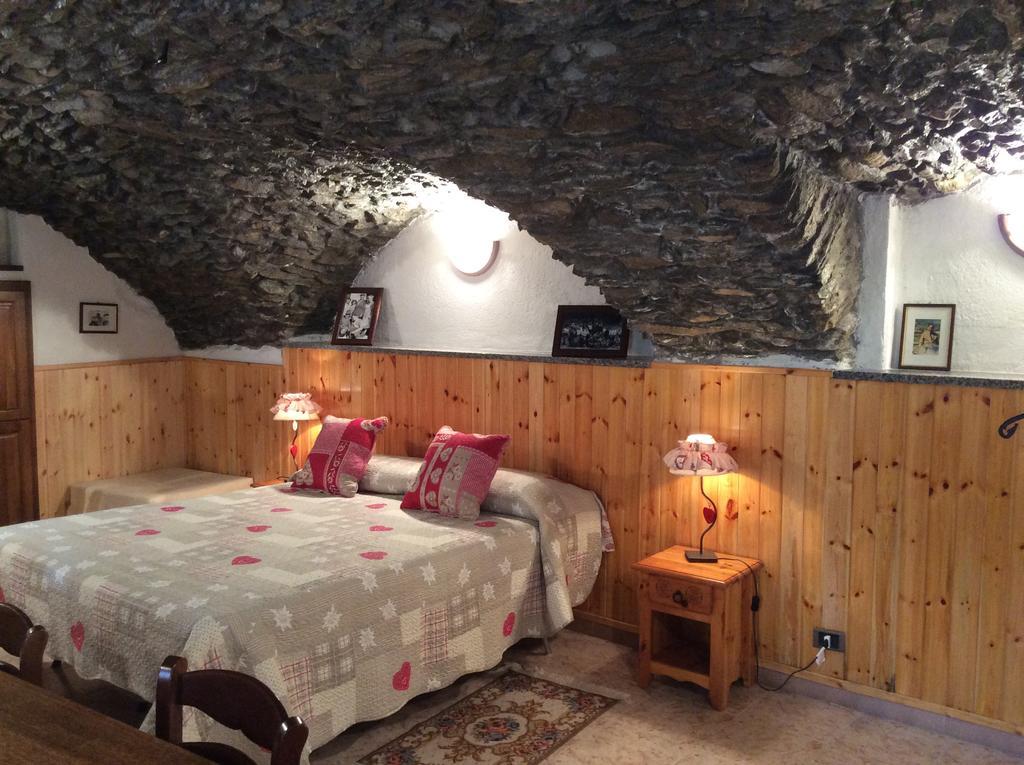 B&B La Vieille Meison De Pappa Sarre Exteriér fotografie